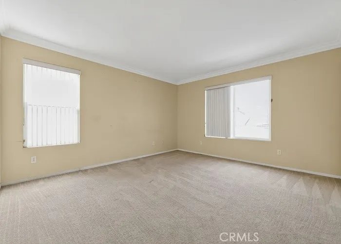 https://cdn.realtyfeed.com/cdn/127/306597082/09712140b1110672b4f1482e7b213294.webp