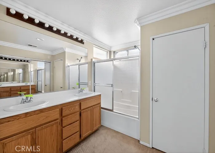 https://cdn.realtyfeed.com/cdn/127/306597082/7df538428ba79da448da11d3a4f4140b.webp