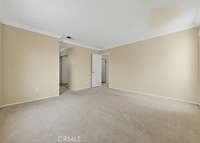 https://cdn.realtyfeed.com/cdn/127/306597082/81aa794c2e0e2b039917f84d760d7e4b.webp