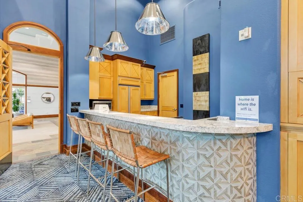 https://cdn.realtyfeed.com/cdn/127/306597129/2df4a7c85b8333594e434495b7de3373.webp
