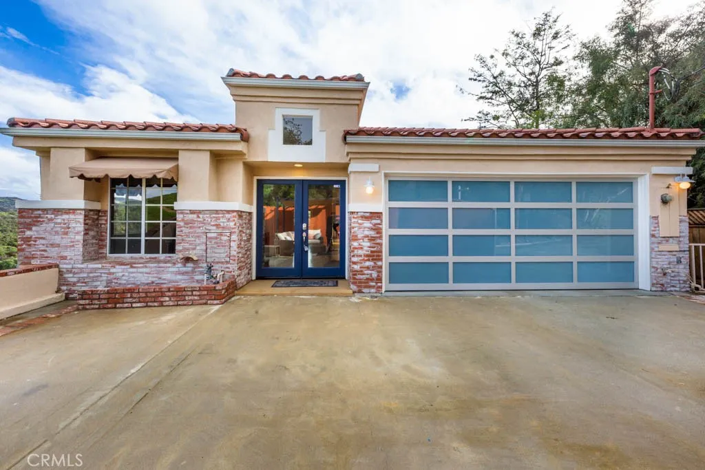 Woodland Hills, CA 91364