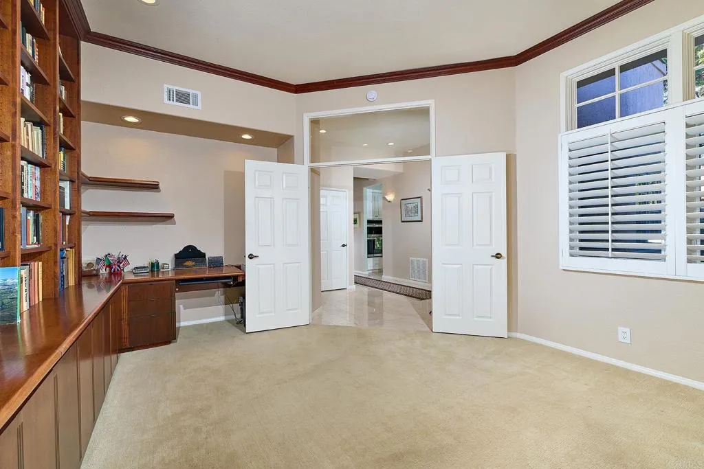 https://cdn.realtyfeed.com/cdn/127/306597193/3e92b0eb599915b9456a2d0fd3189604.webp