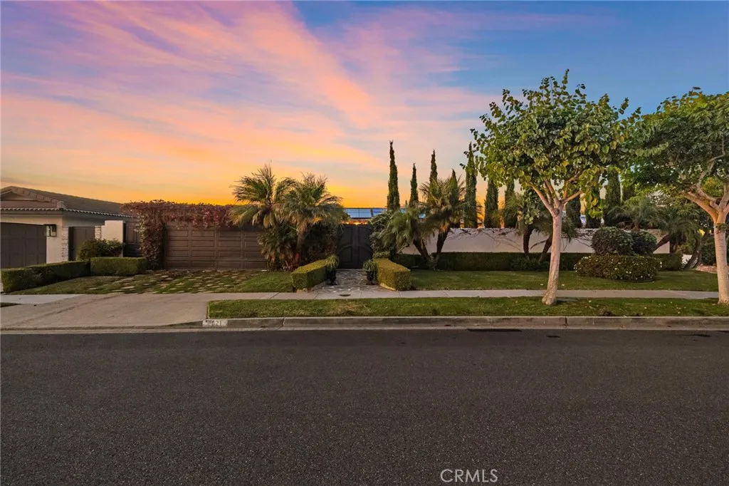 Corona Del Mar, CA 92625