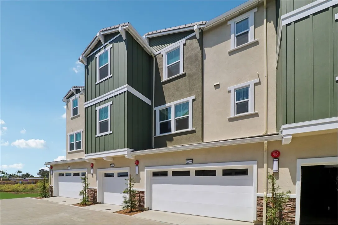 Photo #30: OC25269275 Listing: Photo #30