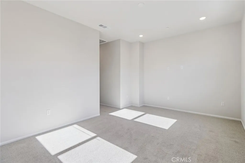 Photo #24: OC25269317 Listing: Photo #24