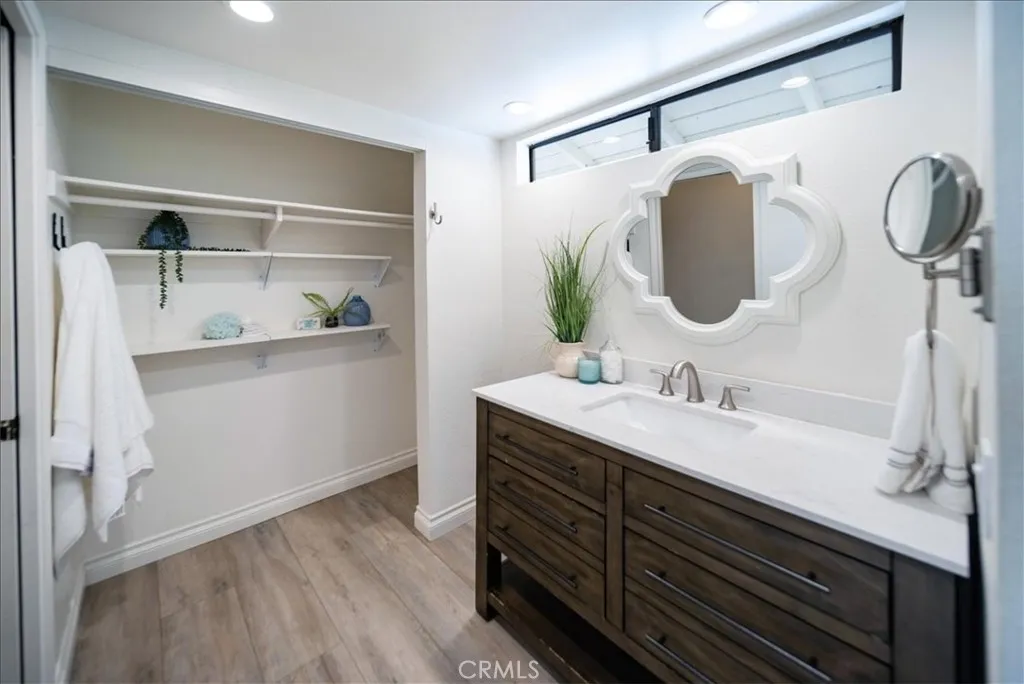 https://cdn.realtyfeed.com/cdn/127/306597414/0501126797db3f8f434cdeec9656f567.webp