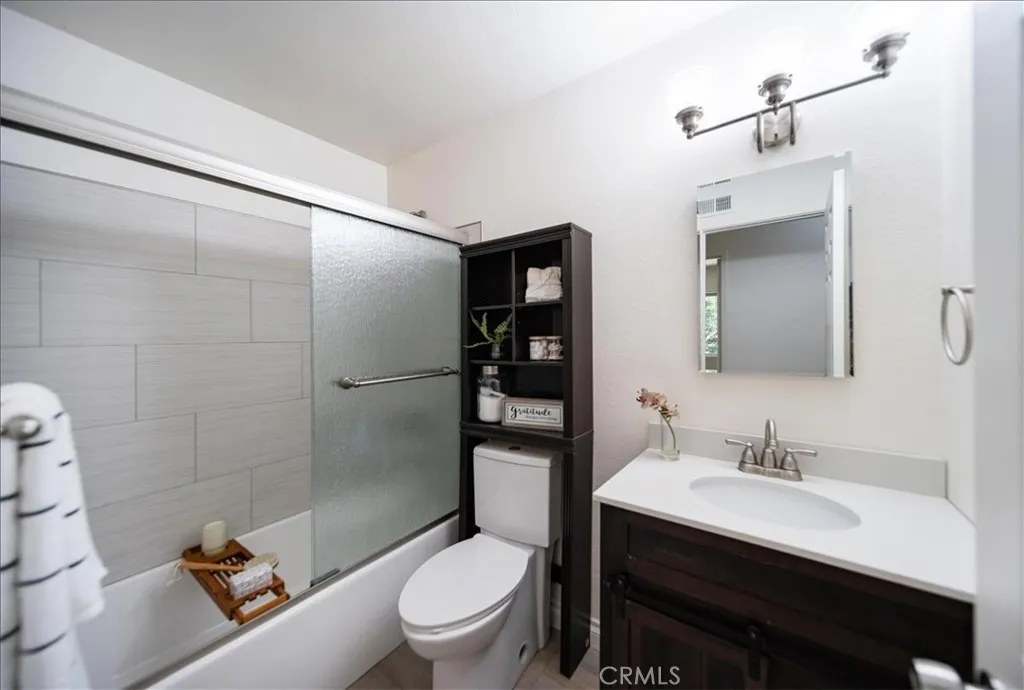 Photo #24: SW25269479 Listing: Photo #24