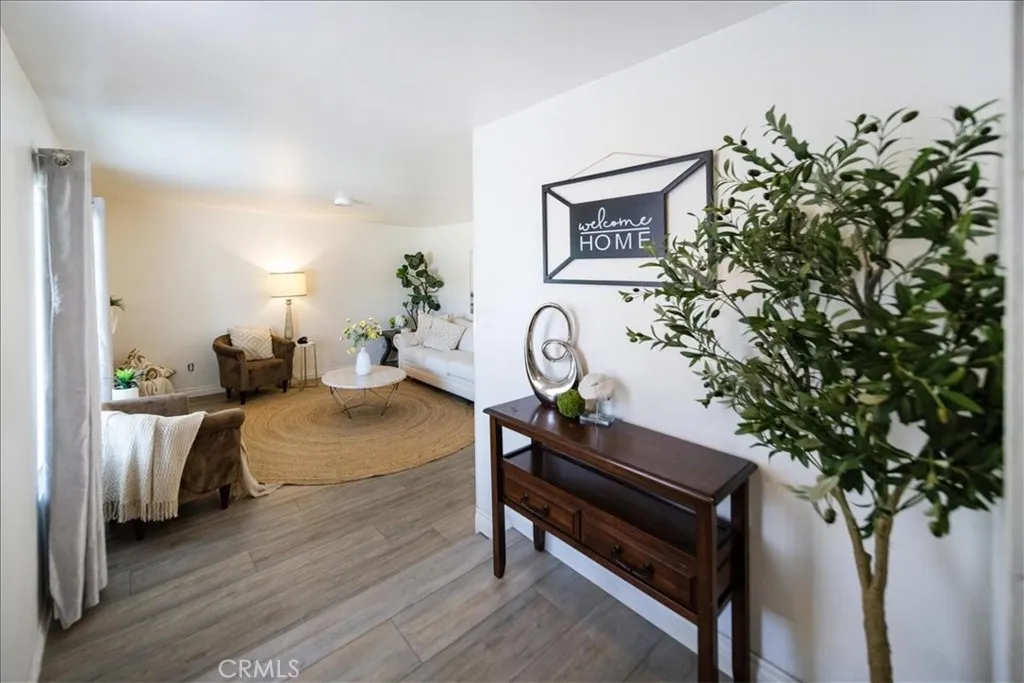 Photo #2: SW25269479 Listing: Photo #2