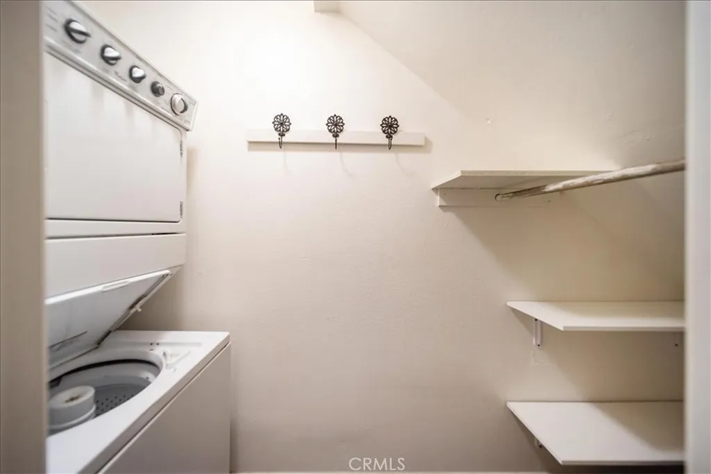 https://cdn.realtyfeed.com/cdn/127/306597414/efd3af58d711f898011a9822216efaad.webp