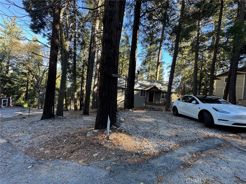 22360 Crest Forest, Cedarpines Park, CA 92322 - Photo 2 of 16, Cedarpines Park, CA