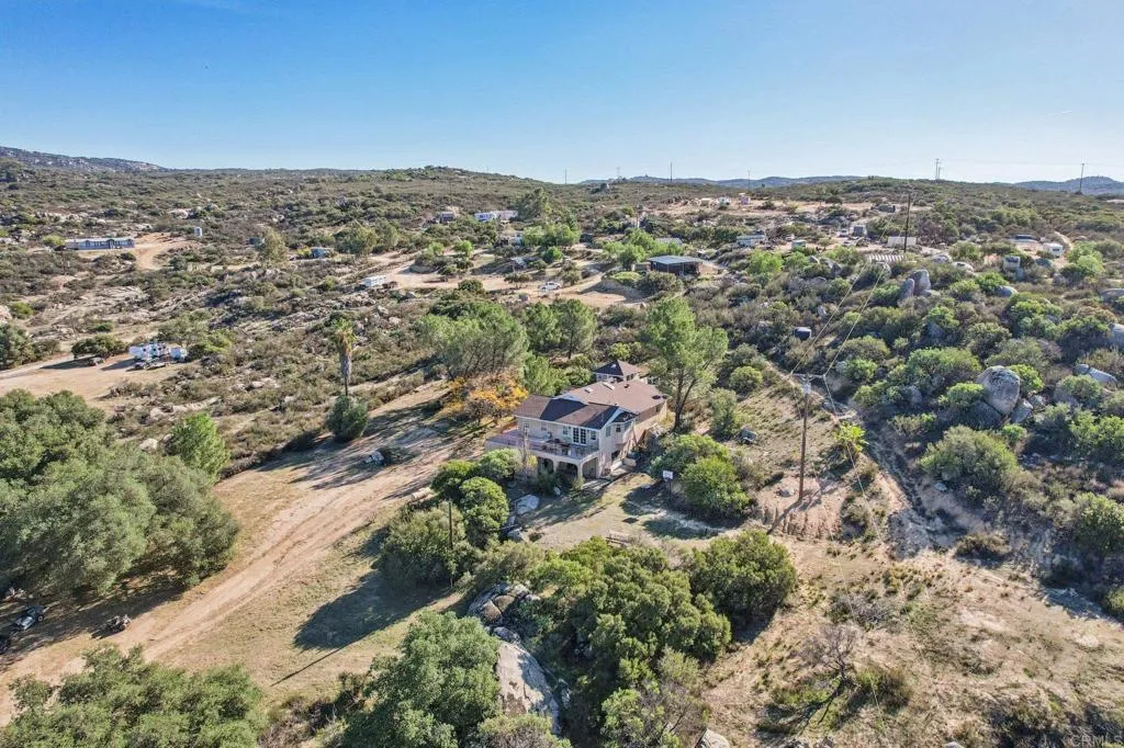 https://cdn.realtyfeed.com/cdn/127/306597449/7b21616f228d71686d8530a29288f90a.webp