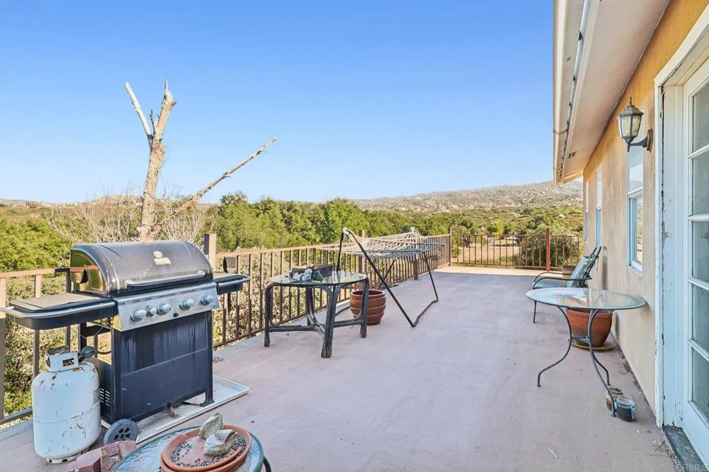 https://cdn.realtyfeed.com/cdn/127/306597449/9638280255257004979810a0df67a2f7.webp