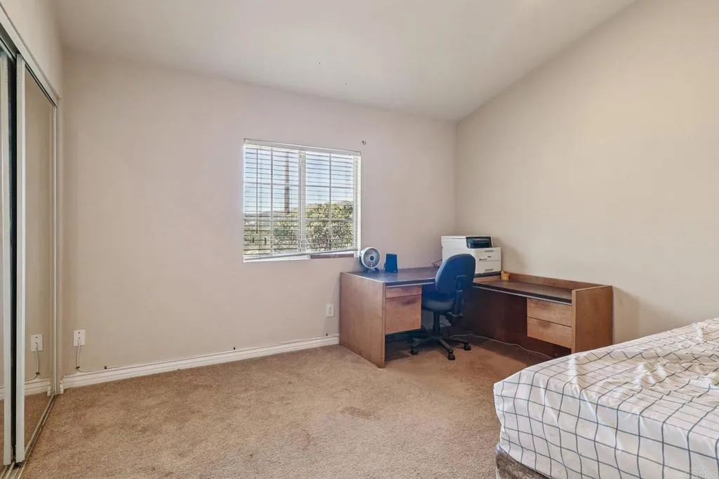 https://cdn.realtyfeed.com/cdn/127/306597449/d99f98dcb1f6b0d62b9fe0d9c7626578.webp