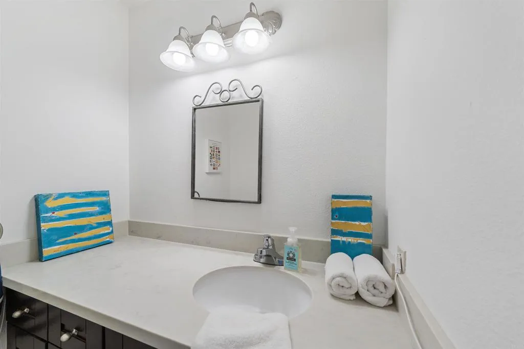 Photo #4: NDP2511202 Listing: Photo #4