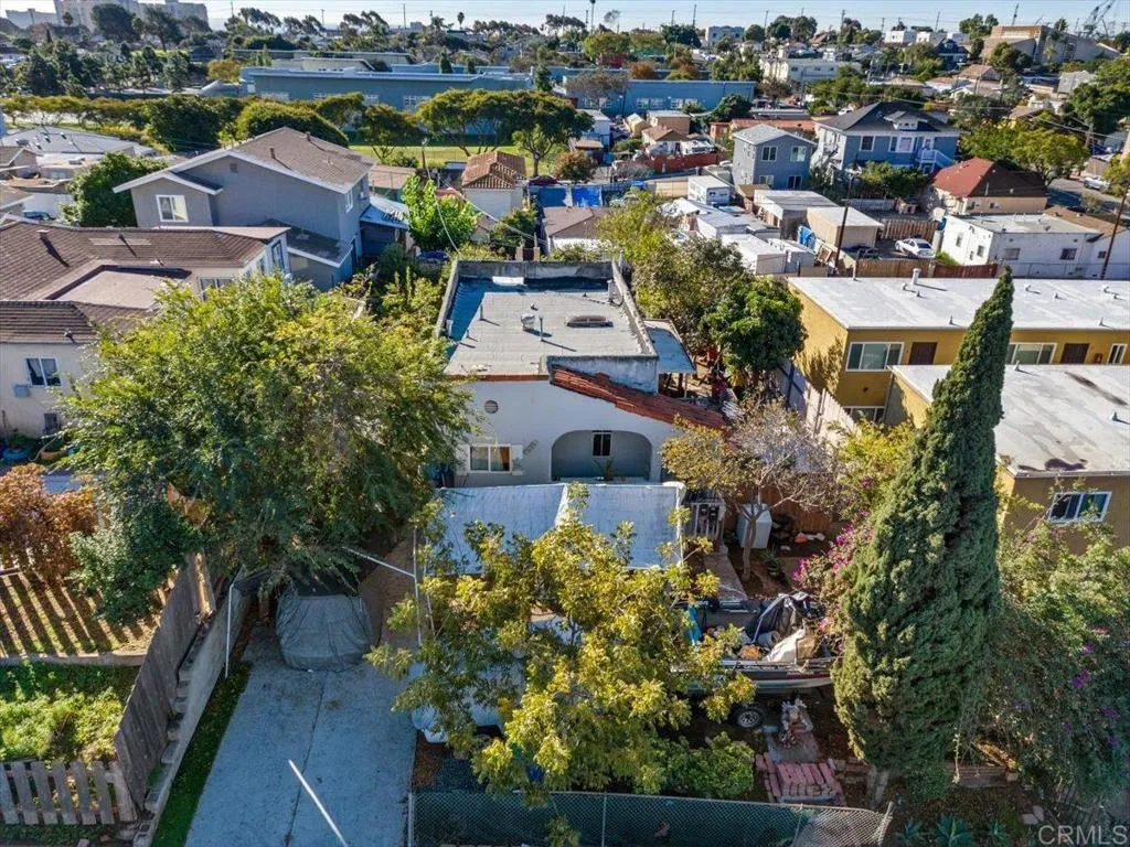 https://cdn.realtyfeed.com/cdn/127/306597561/12c7bd047c39026b522ef113a1e9a039.webp