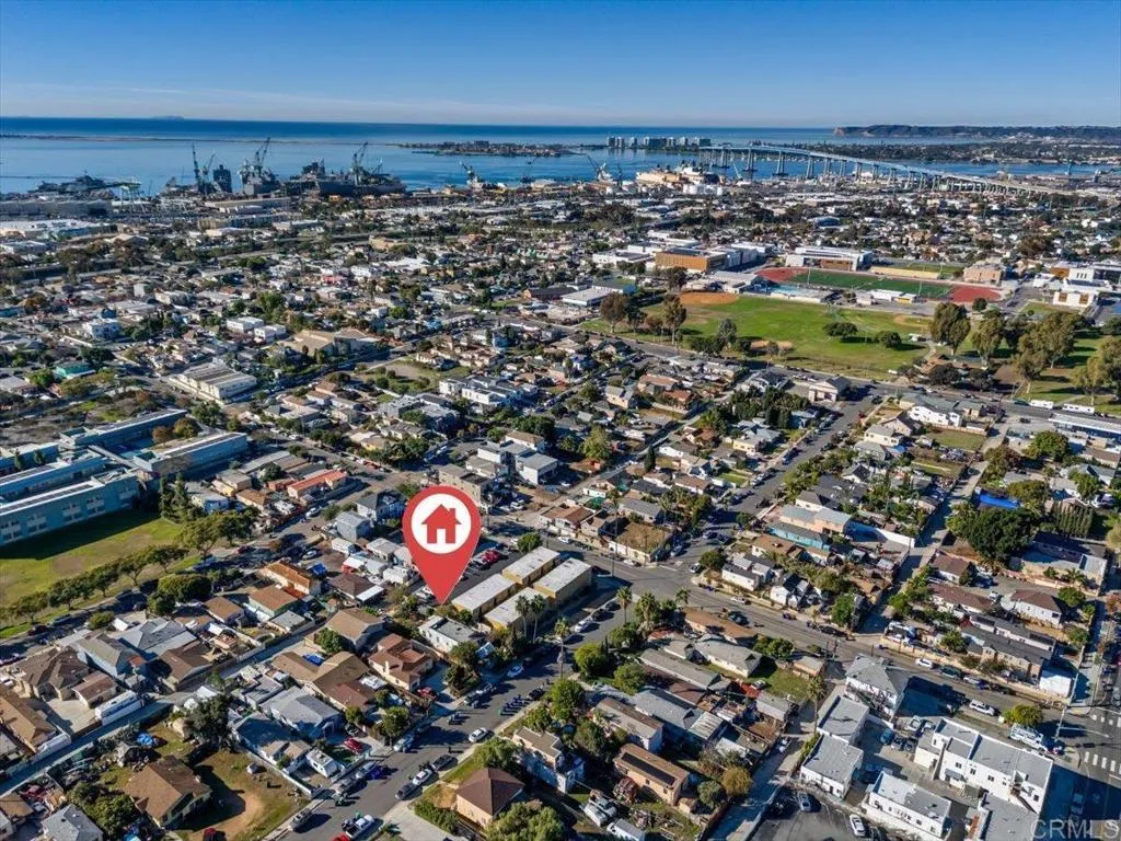 https://cdn.realtyfeed.com/cdn/127/306597561/1aa4bf38a8144f51327d80c2f31c2349.webp