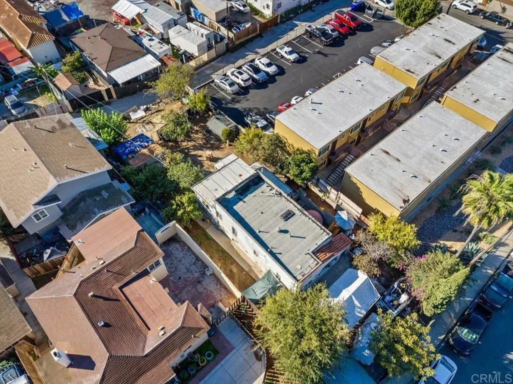 https://cdn.realtyfeed.com/cdn/127/306597561/4fb89339addbae4dcf9614a734ab8b9a.webp
