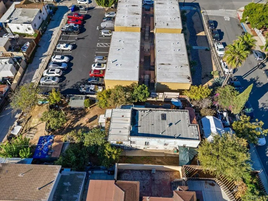 https://cdn.realtyfeed.com/cdn/127/306597561/aa95c773e70241fdf1c887063171eafc.webp