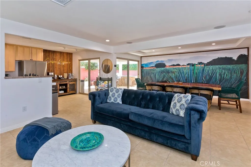 23186 Skylink, Canyon Lake, CA, 92587