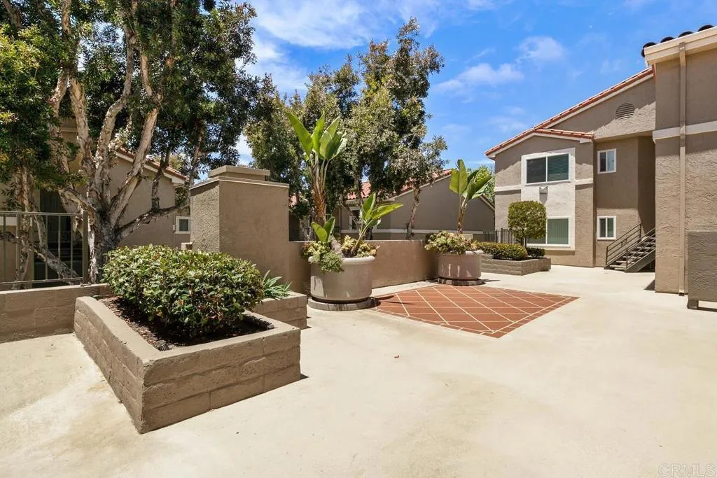 Photo #46: NDP2511204 Listing: Photo #46