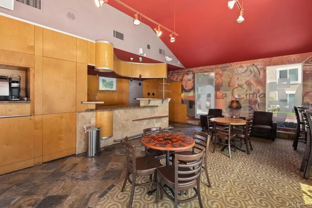 Photo #43: NDP2511204 Listing: Photo #43