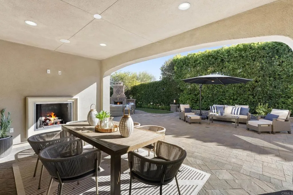 https://cdn.realtyfeed.com/cdn/127/306597680/00381cda448d33b39579d479b793ec54.webp