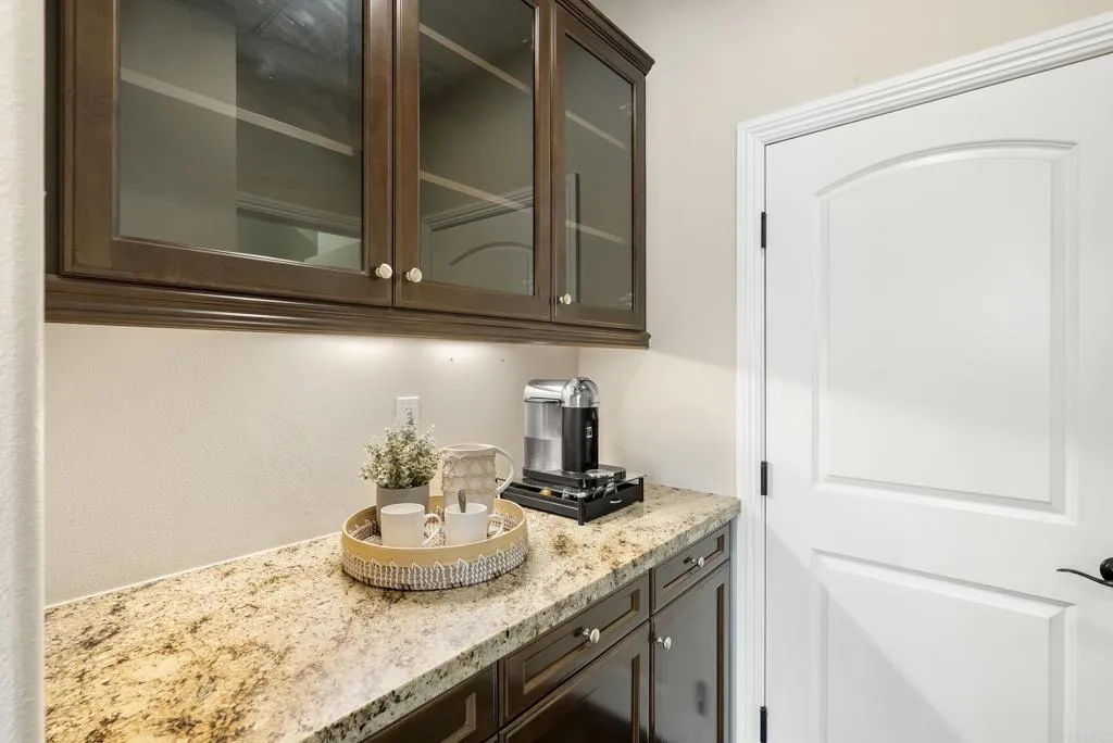 https://cdn.realtyfeed.com/cdn/127/306597680/211b5e1ab61261d7eb8e44053d3363e7.webp