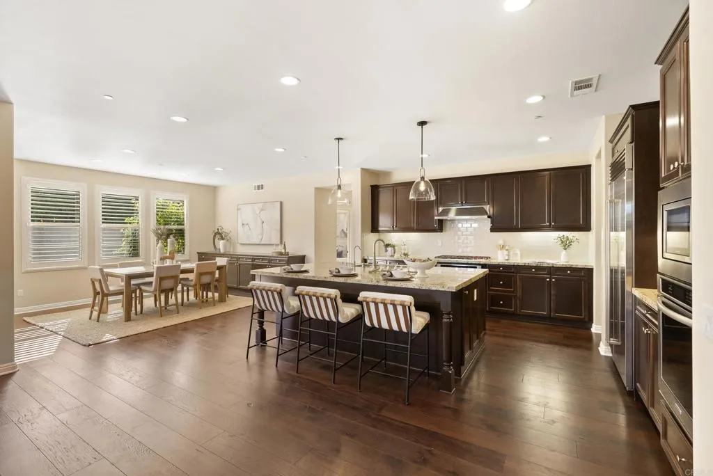 https://cdn.realtyfeed.com/cdn/127/306597680/56e806bef61a2544be4891f27fc6a8e1.webp