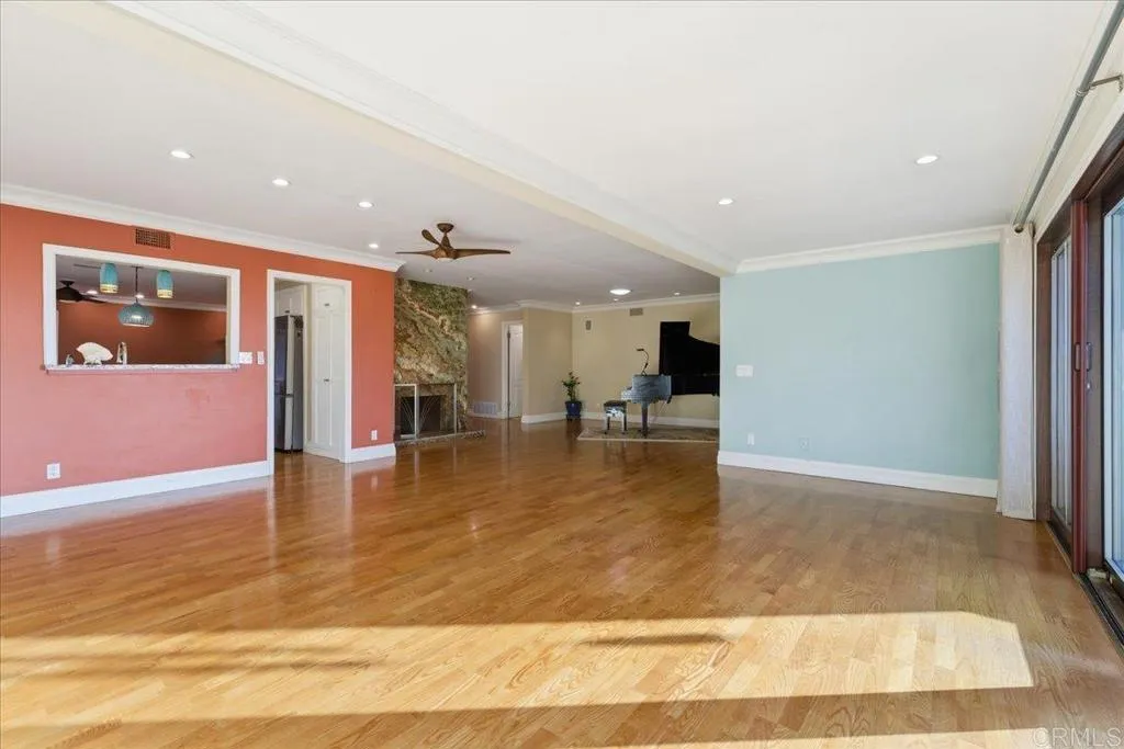https://cdn.realtyfeed.com/cdn/127/306597684/260f232501f30039af8782981ade6321.webp