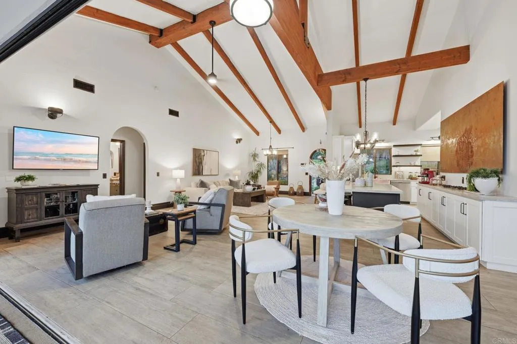 https://cdn.realtyfeed.com/cdn/127/306597868/4b42d47d61838d824b8db1284f62060c.webp