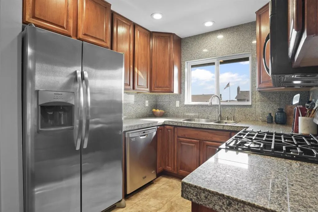https://cdn.realtyfeed.com/cdn/127/306597884/02d304ab356c62f9609e46e3b0c9a364.webp