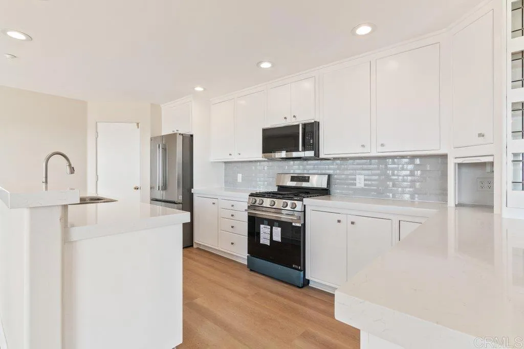 https://cdn.realtyfeed.com/cdn/127/306597948/a17122772a190cdb11303ae988071225.webp