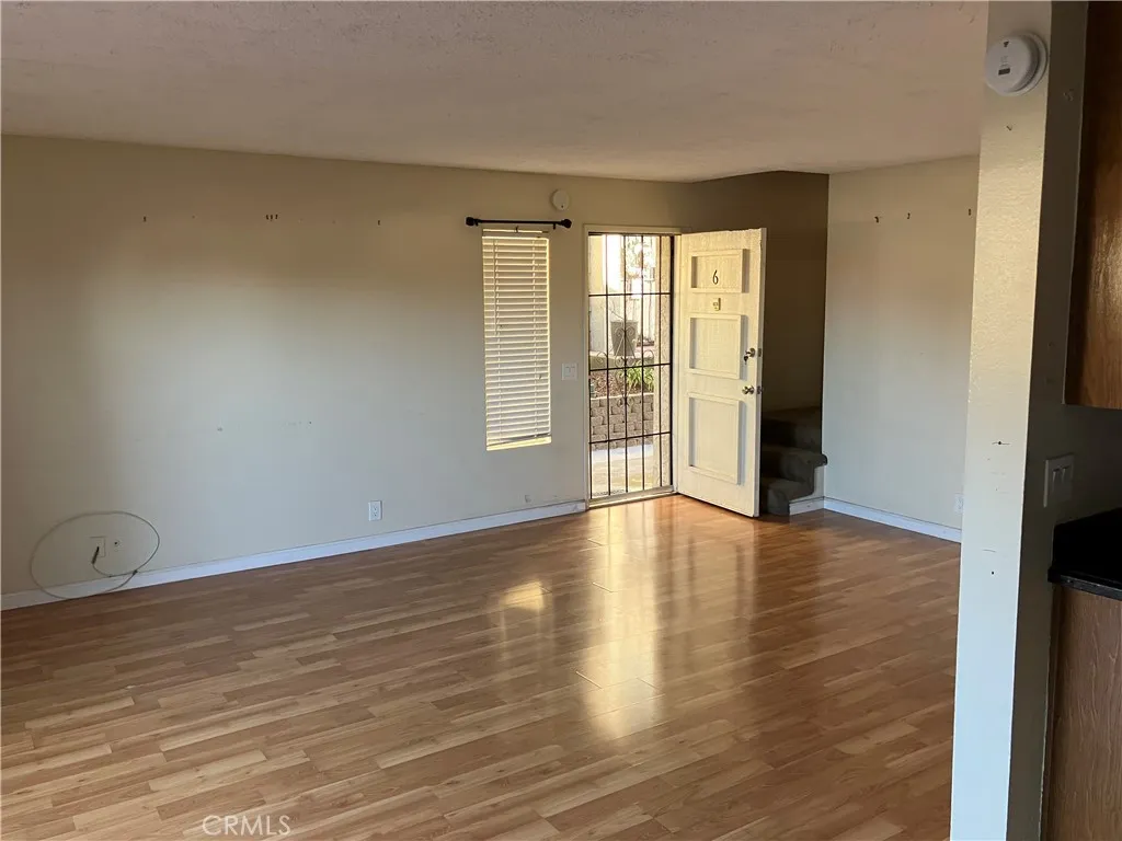 https://cdn.realtyfeed.com/cdn/127/306598040/0315588f7359e2a188f2f060f6a3b925.webp
