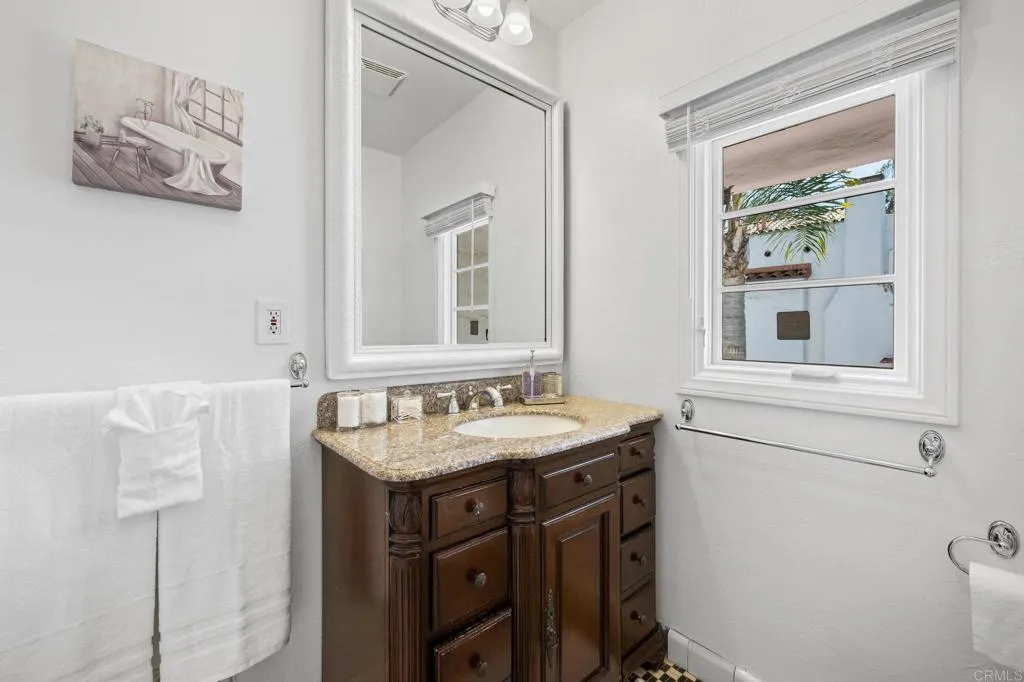 https://cdn.realtyfeed.com/cdn/127/306598067/9b9df46ebe2929b7756eb6f8e789f23b.webp