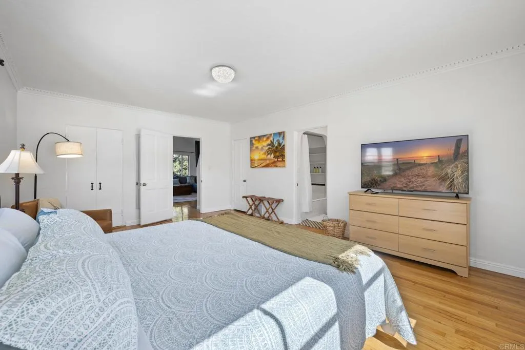 https://cdn.realtyfeed.com/cdn/127/306598067/a1eced1d79eae471b27283c451e7f398.webp