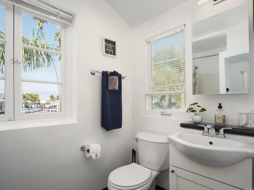 https://cdn.realtyfeed.com/cdn/127/306598067/ea47aabb8556a8799d8af8818283b989.webp