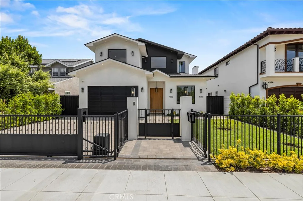 Sherman Oaks, CA 91423