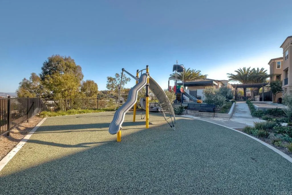 Photo #41: NDP2511220 Listing: Photo #41