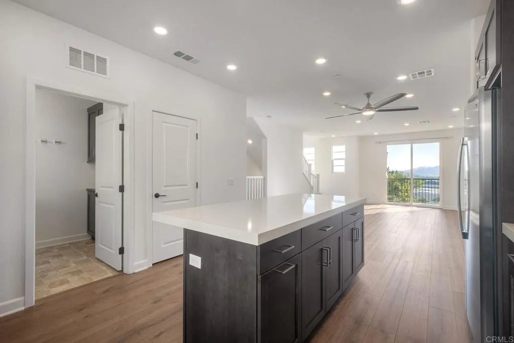 Photo #19: NDP2511220 Listing: Photo #19