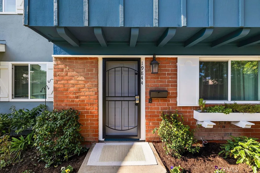 Huntington Beach, CA 92646