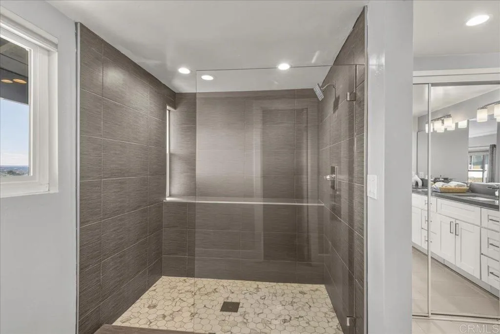 https://cdn.realtyfeed.com/cdn/127/306598232/96deb5a3e3a898b6e0742a781187c3c6.webp