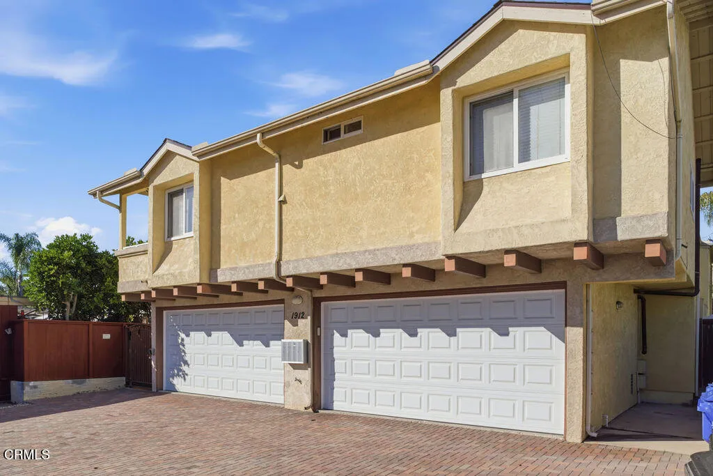 Photo #2: P1-25101 Listing: Photo #2