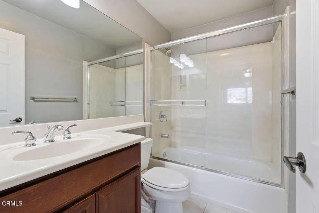 Photo #24: P1-25101 Listing: Photo #24