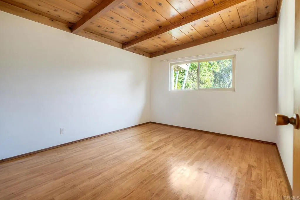 https://cdn.realtyfeed.com/cdn/127/306598254/09a948a18de00180f256397721706737.webp