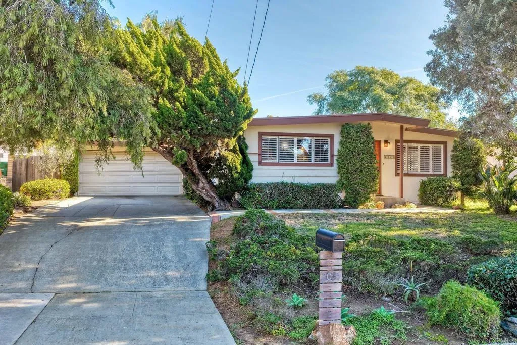 https://cdn.realtyfeed.com/cdn/127/306598254/dc5b14da4c053f002070ae5c1b349ba5.webp