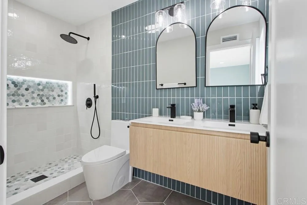 https://cdn.realtyfeed.com/cdn/127/306598369/09e212f3a531bf72571d480b43588192.webp