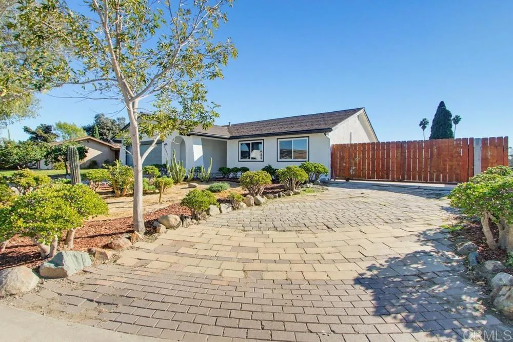 https://cdn.realtyfeed.com/cdn/127/306598369/d7ecba6f67ca1c1c6aa33564c067726e.webp