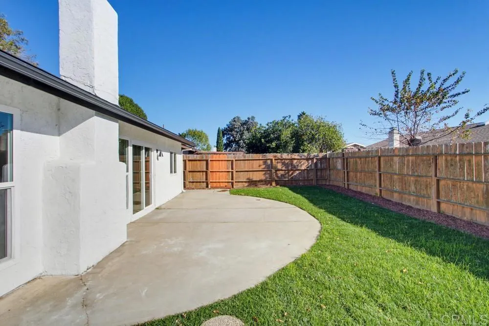 https://cdn.realtyfeed.com/cdn/127/306598369/ee300cb338277780065137ee2e067481.webp