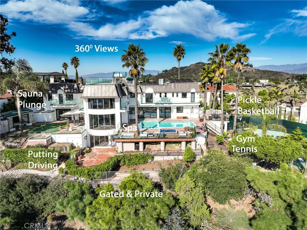 Los Angeles, CA 90046
