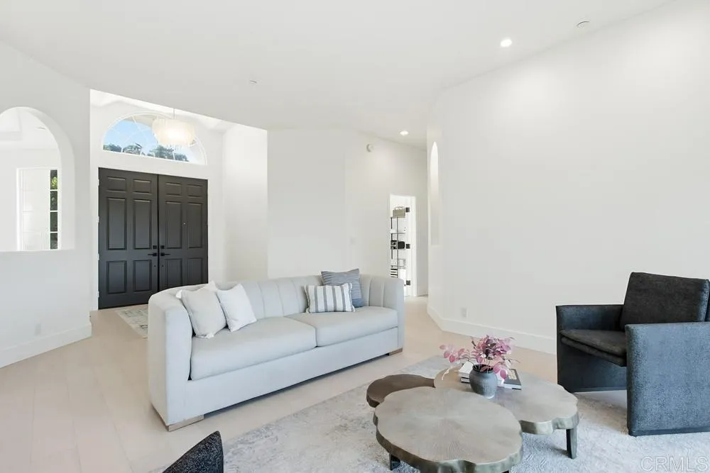 https://cdn.realtyfeed.com/cdn/127/306598571/8edb513eb3078a506b4ab066e7c224a0.webp